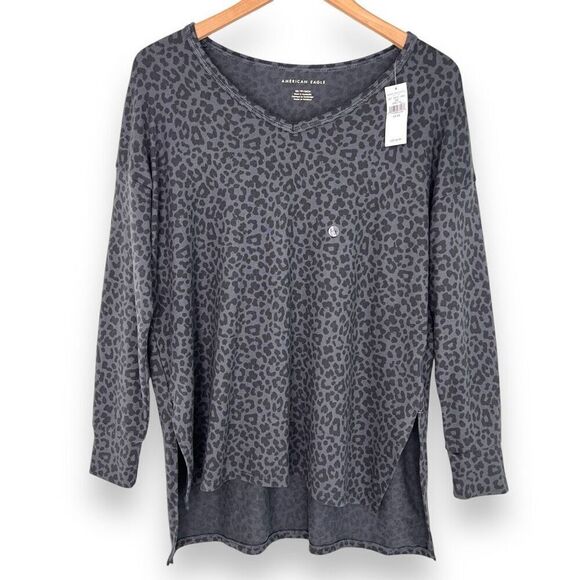NWT American‎ Eagle XS Gray Cheetah Split Hem Soft Tunic Top - Picture 1 of 8